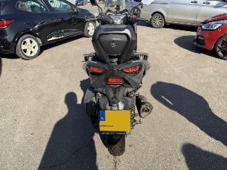 Yamaha XMAX 300 ABS 21KW picture 4