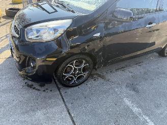 Kia Picanto 1.0 CVVT 51KW Clima Led First Edition 5-Drs NAP picture 15