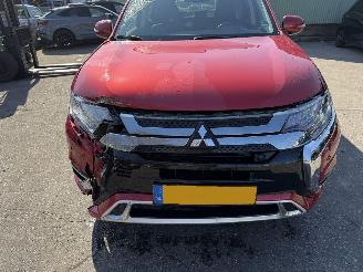 Mitsubishi Outlander 2.4 PHEV 99KW Clima Navi Schuifdak IntenseNAP picture 20