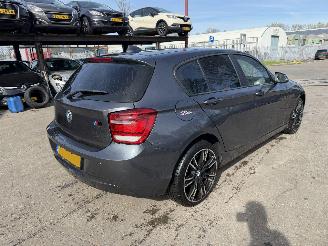 BMW 1-serie 116i Autom. 100KW Clima Navi 5-Drs picture 2