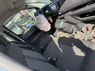 Citroën Jumpy E 75 kWh Automaat 9-Persoons Pano XL picture 8