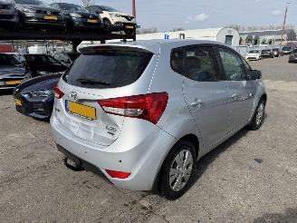 Hyundai Ix20 1.6i 92KW Airco i-Motion NAP picture 3