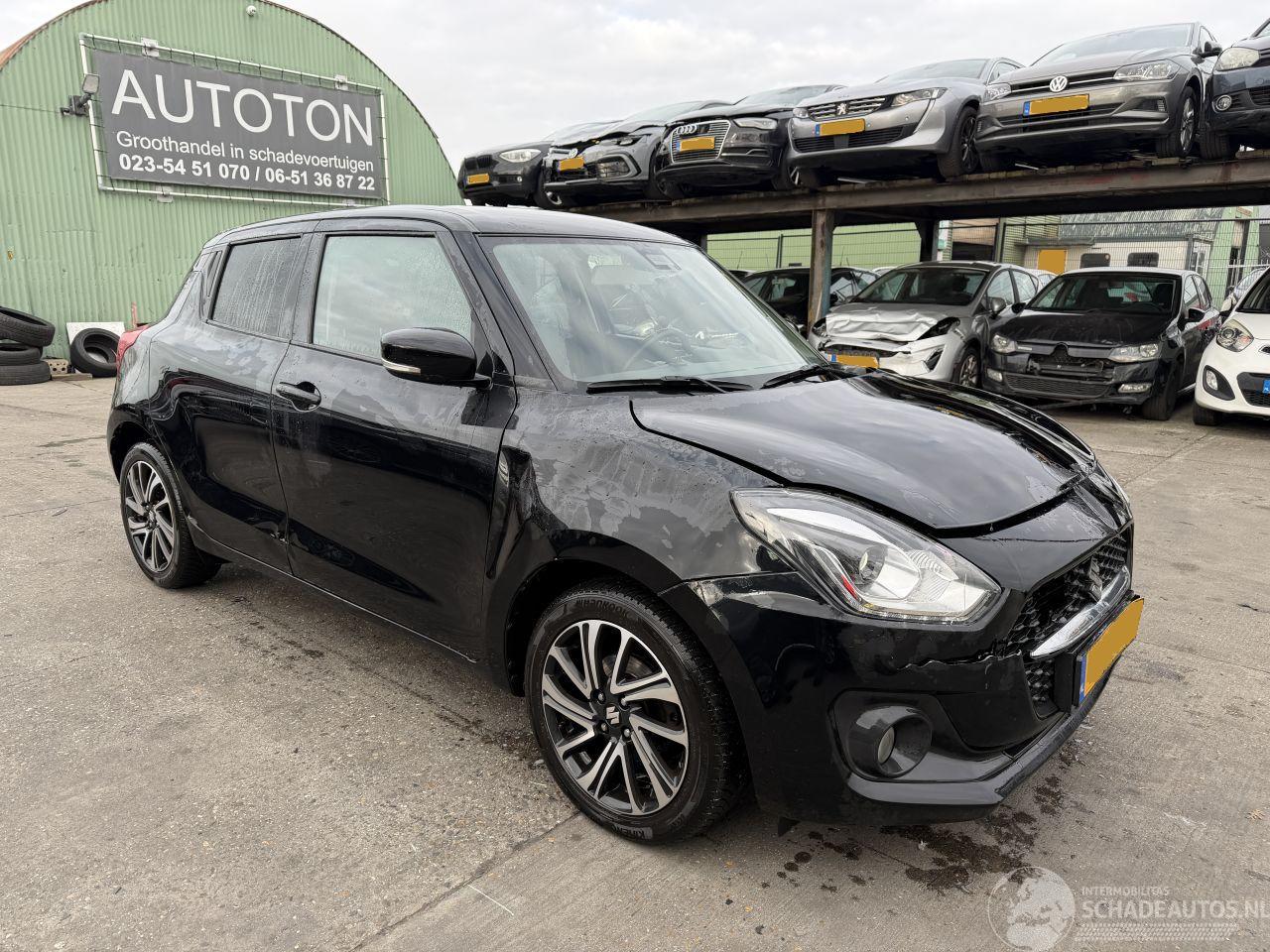 Suzuki Swift 1.2 61KW Autom. Smart Hybrid Led Xenon Navi Clima