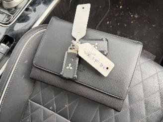 Mitsubishi Outlander 2.4 PHEV 99KW Autom. Clima Navi Schuifdak S-Edition NAP picture 16