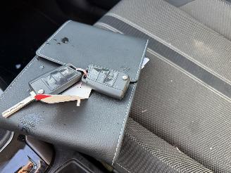 Volkswagen T-Roc 1.0 TSI 85KW Pano Clima Navi Camera Led Sport picture 15