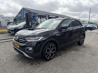 Damaged car Volkswagen T-Cross 1.0 TSI 85KW Clima Navi Led Xenon 2020/1