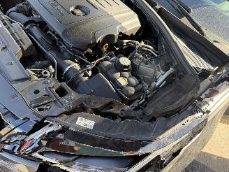 Land Rover Range Rover Velar 2.0 I4 177KW AWD HSE Autom. Pano Clima Navi R-Dynamic HUD NAP picture 23