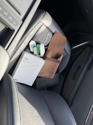 Kia EV9 99.8 kWh 150KW Autom. Clima Navi 7-Pers 360 Camera picture 19