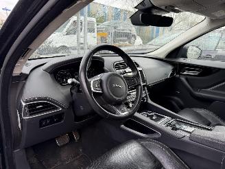 Jaguar F-Pace 2.0T 184KW Autom. AWD Clima Navi Led Xenon Portfolio picture 5