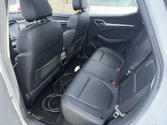 MG ZS 45 kWh 105KW Luxury Pano Clima Navi Led Leer Camera NAP picture 7