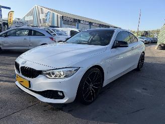 uszkodzony samochody osobowe BMW 4-serie 420I 135KW Autom. Clima Navi Leer High Executive NAP 2014/2