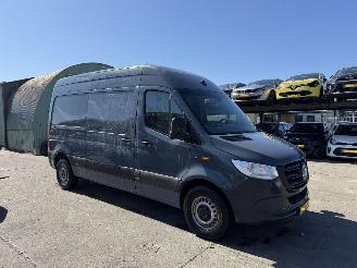dañado vehículos comerciales Mercedes eSprinter 55 kWh 85KW L2H2 Clima Camera NAP 2021/7