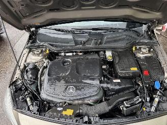 Mercedes A-klasse 200 Prestige 115KW Pano Clima Navi Led Xenon AMG-Pakket picture 14