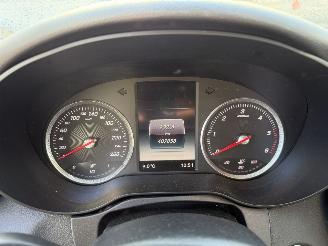 Mercedes C-klasse 180 CDI 85KW Clima Navi Led Xenon Sedan NAP picture 12