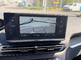 Peugeot 3008 1.2 96KW GT Clima Navi Led 360 Camera NAP picture 9