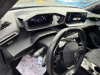 Peugeot e-2008 GT 50 kWh EV 100KW Autom. Clima Navi Led Camera NAP picture 7