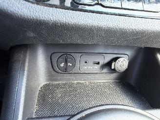 Kia Sportage 1.6 GDI 99KW Plus Pack Clima Navi Led Camera picture 17