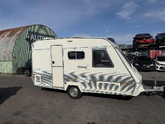 Beyerland  400-D Vitesse Tent midden keuken wc luifel picture 5