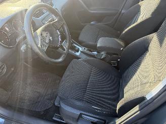 Skoda Octavia 1.6 TDI 77KW DSG Clima Navi Led Xenon Businessline Elegance picture 9