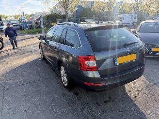 Skoda Octavia 1.6 TDI 77KW DSG Clima Navi Led Xenon Businessline Elegance picture 5