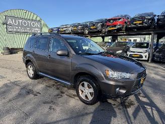 Mitsubishi Outlander 2.0 108KW Autom. Clima Navi Edition One NAP picture 3