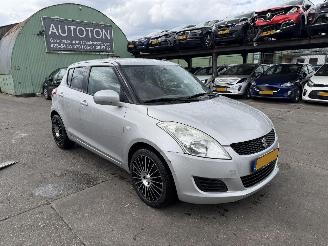 Suzuki Swift 1.2 69KW Airco Comfort 5-Drs picture 2