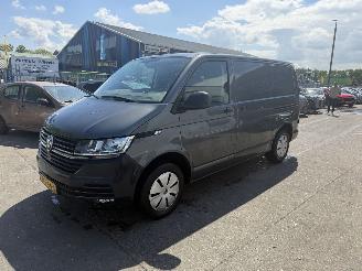 Volkswagen Transporter 2.0 TDI 81KW Clima Navi Camera 2x Schuifdeur  L1H1 26 NAP picture 2