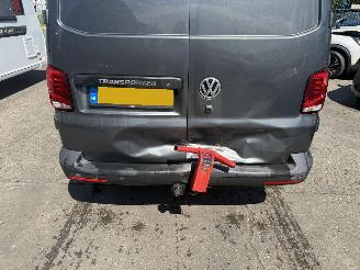 Volkswagen Transporter 2.0 TDI 81KW Clima Navi Camera 2x Schuifdeur  L1H1 26 NAP picture 17