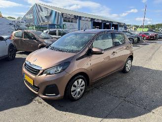 Unfallwagen Peugeot 108 1.0 e-VTI 50KW Led Airco 5-Drs Active 2014/10