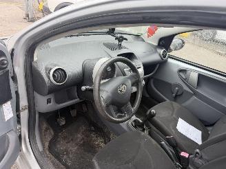Toyota Aygo 1.0-12V 50KW 5-Deurs picture 6