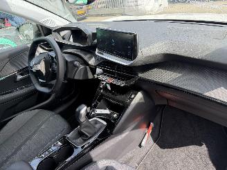 Peugeot 208 1.2 55KW Allure Clima Navi 360 Camera NAP picture 6