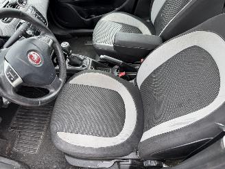 Fiat Punto Evo 0.9 Twinair 63KW Airco Pop 5-Deurs NAP picture 8