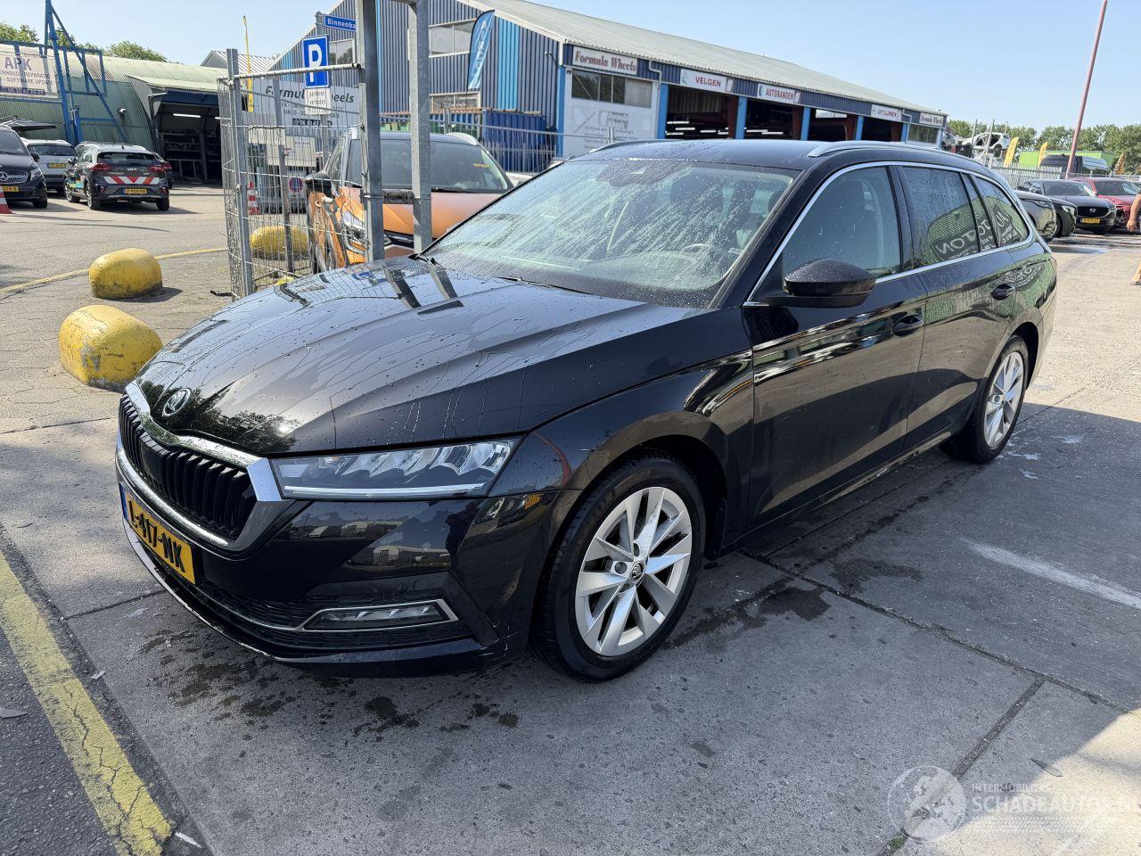 Skoda Octavia 1.0 e-TSI 81KW DSG Clima Navi Led Business Edition NAP