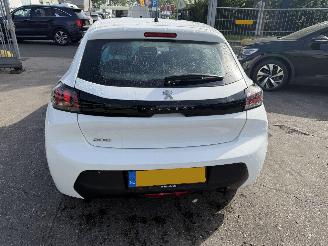 Peugeot 208 1.2 55KW Navi Clima Active Led 5-Drs NAP picture 4