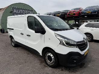 damaged commercial vehicles Renault Trafic 2.0 DCI 107KW T29 L1H1 Comfort Clima Navi Camera Led NAP 2021/10