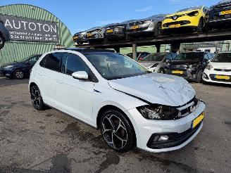 Damaged car Volkswagen Polo 1.0 TSI 70kW Pano 2019/1