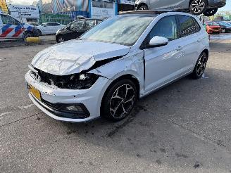 Volkswagen Polo 1.0 TSI 70kW Pano picture 8