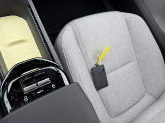 Volvo EX30 PERFORMANCE 69 kWh 428PK Twin Motor Pano Clima Navi NAP picture 12
