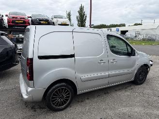 Peugeot Partner 1.6 e-HDI 66KW Autom. Navi Clima Led Schuifdeur picture 3