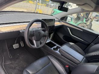 Tesla Model Y 75 kWh Long Range 258KW AWD Pano Clima Navi picture 5