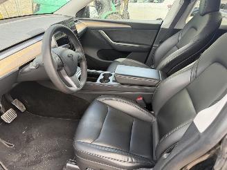 Tesla Model Y 75 kWh Long Range 258KW AWD Pano Clima Navi picture 6