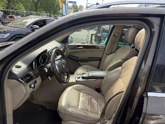 Mercedes ML 350 CDI 190KW Autom. Pano Clima Navi Xenon Led Bleutec NAP picture 6