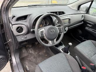 Toyota Yaris 1.0 VVT-I 51KW Navi Clima Camera 5-Drs Aspiration NAP picture 6