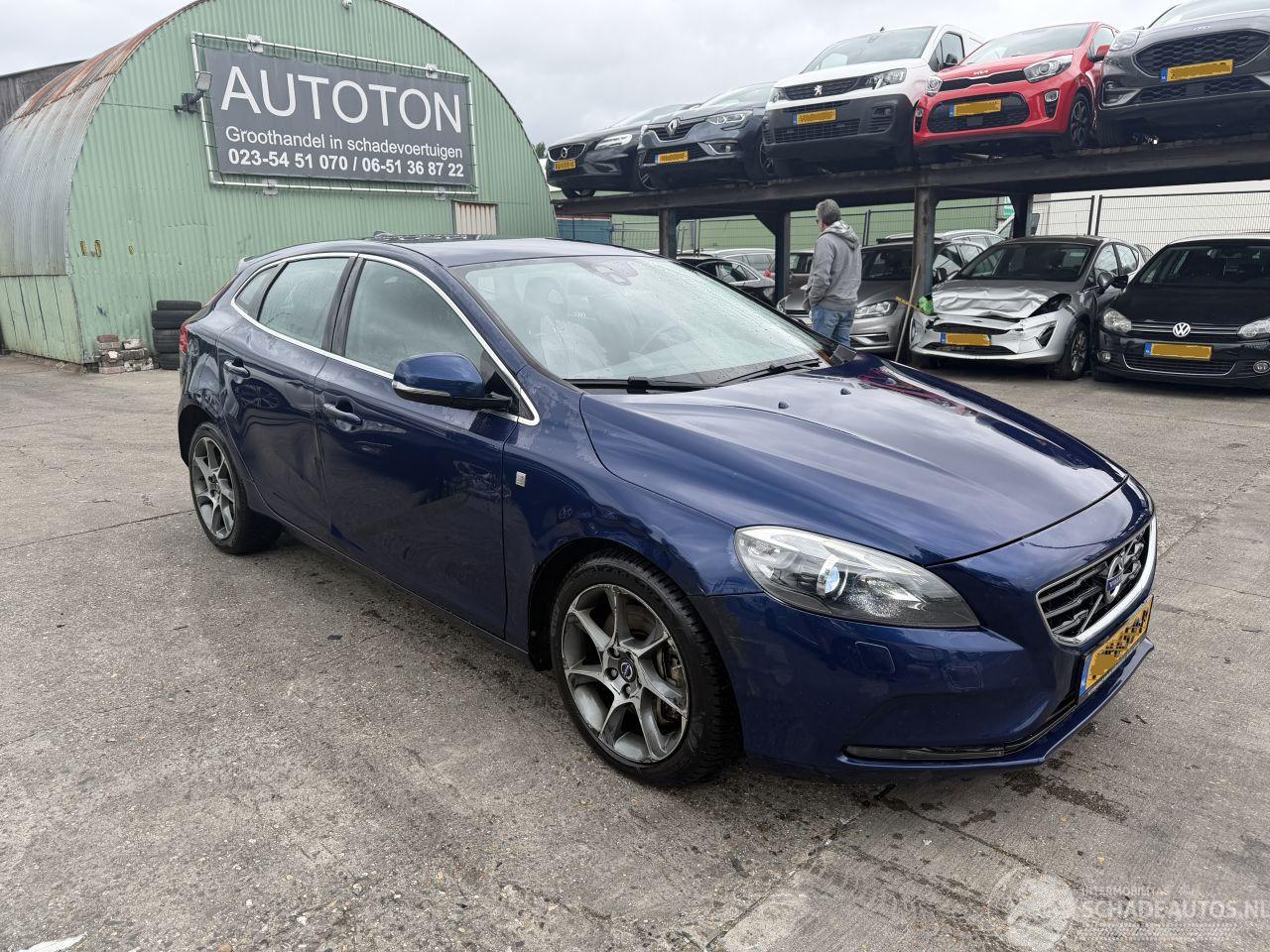 Volvo V-40 2.0 D4 140KW Ocean Race Xenon Clima Navi Leer NAP
