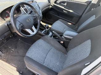 Kia Cee d 1.4 CVVT 66KW Clima X-Executive NAP picture 6