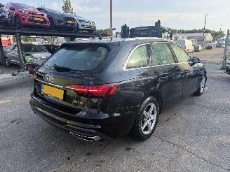 Voiture accidenté Audi A4 2.0 TDI ( 35 TDI ) Autom. 120KW Clima Navi Led Leer 2021/4