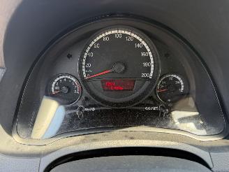 Volkswagen Up! 1.0 44KW Airco 5-Deurs NAP picture 12
