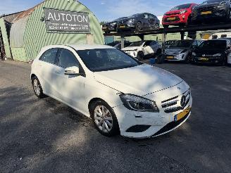 Mercedes A-klasse 180 CDI 80KW Navi Clima Led Xenon Ambition NAP picture 2