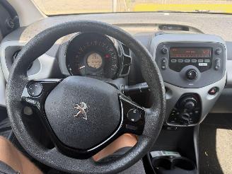 Peugeot 108 1.0 50KW Airco Led Active 5-Deurs NAP picture 9