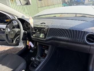 Volkswagen Up! 1.0 44KW Airco Move Up 5-Deurs NAP picture 6